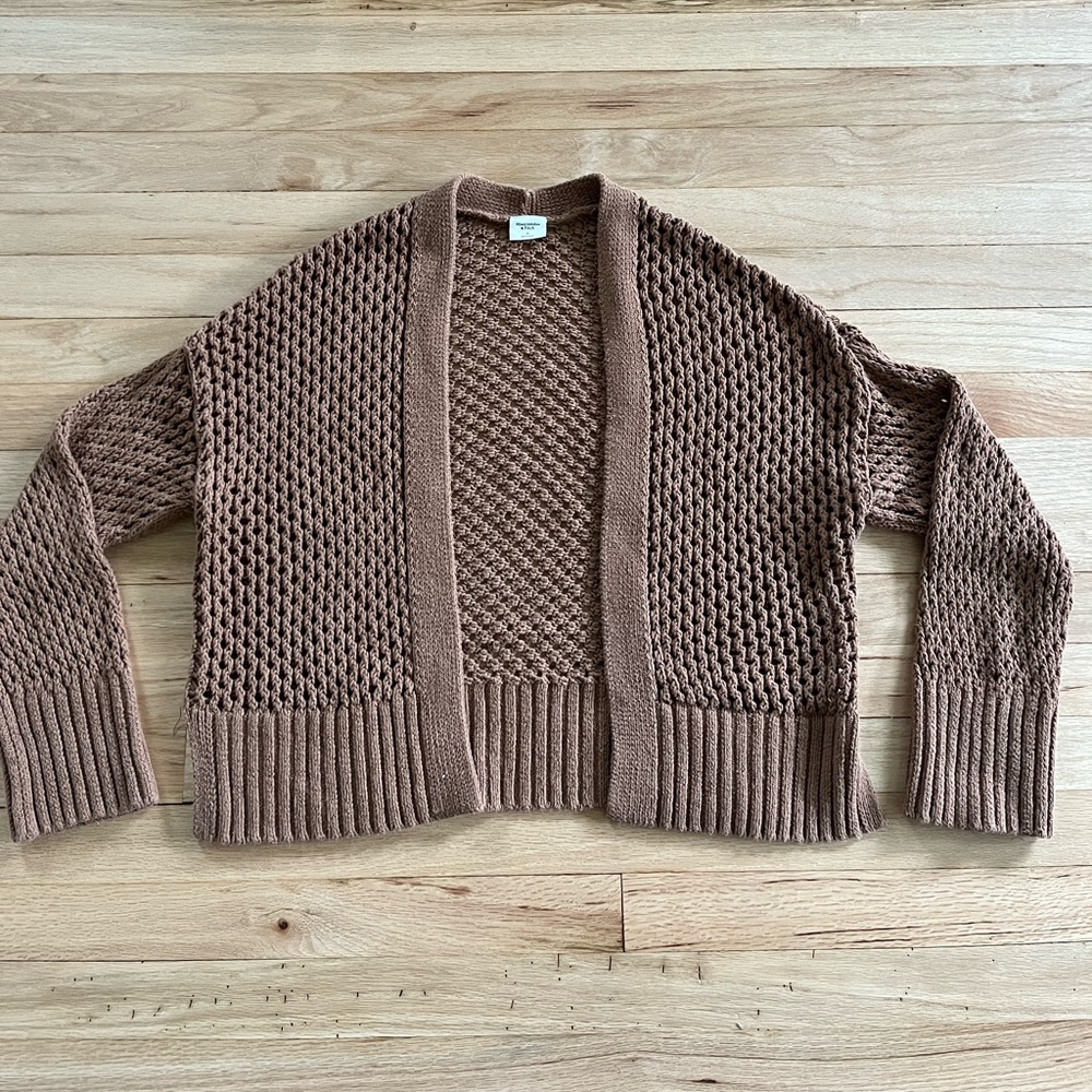 Abercrombie & Fitch Open Cardigan Size Small - Brown